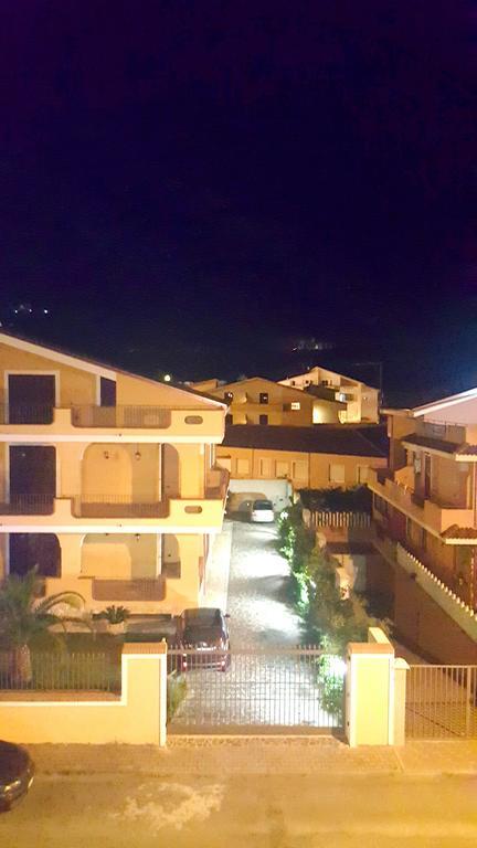 פיצו Appartamento Marinella מראה חיצוני תמונה