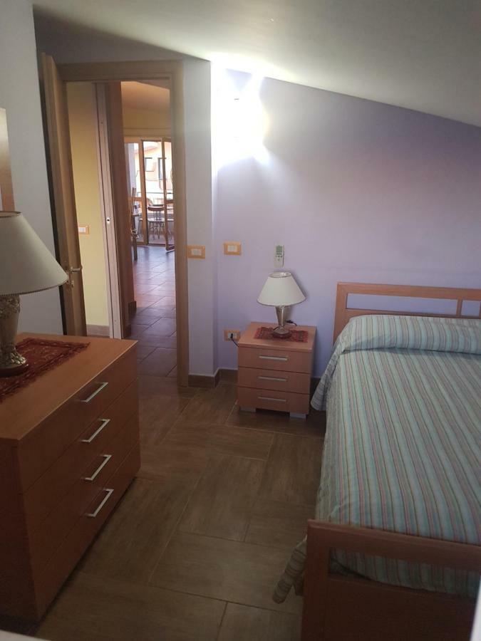 פיצו Appartamento Marinella מראה חיצוני תמונה