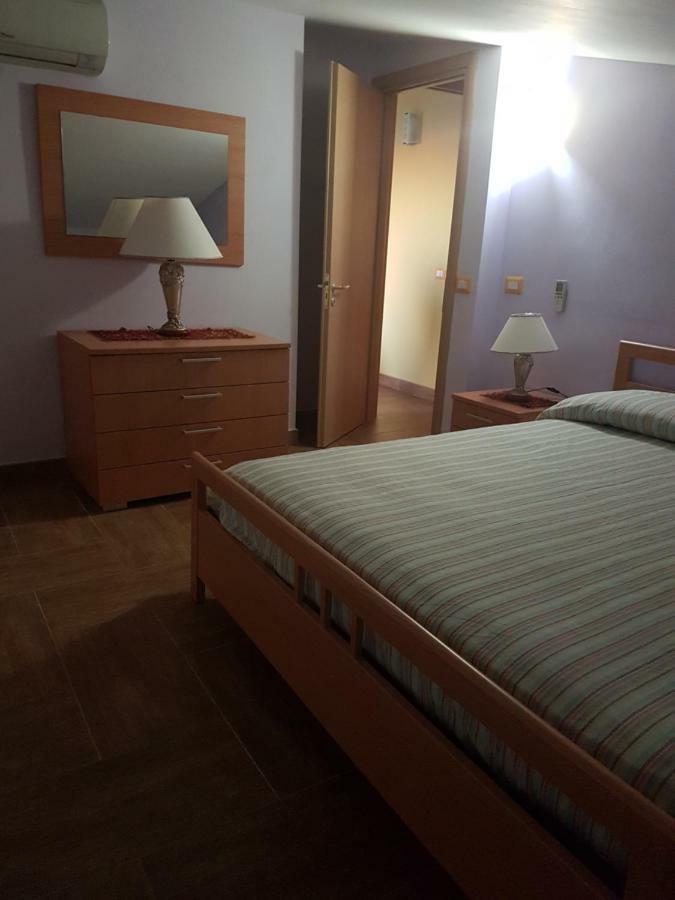 פיצו Appartamento Marinella מראה חיצוני תמונה